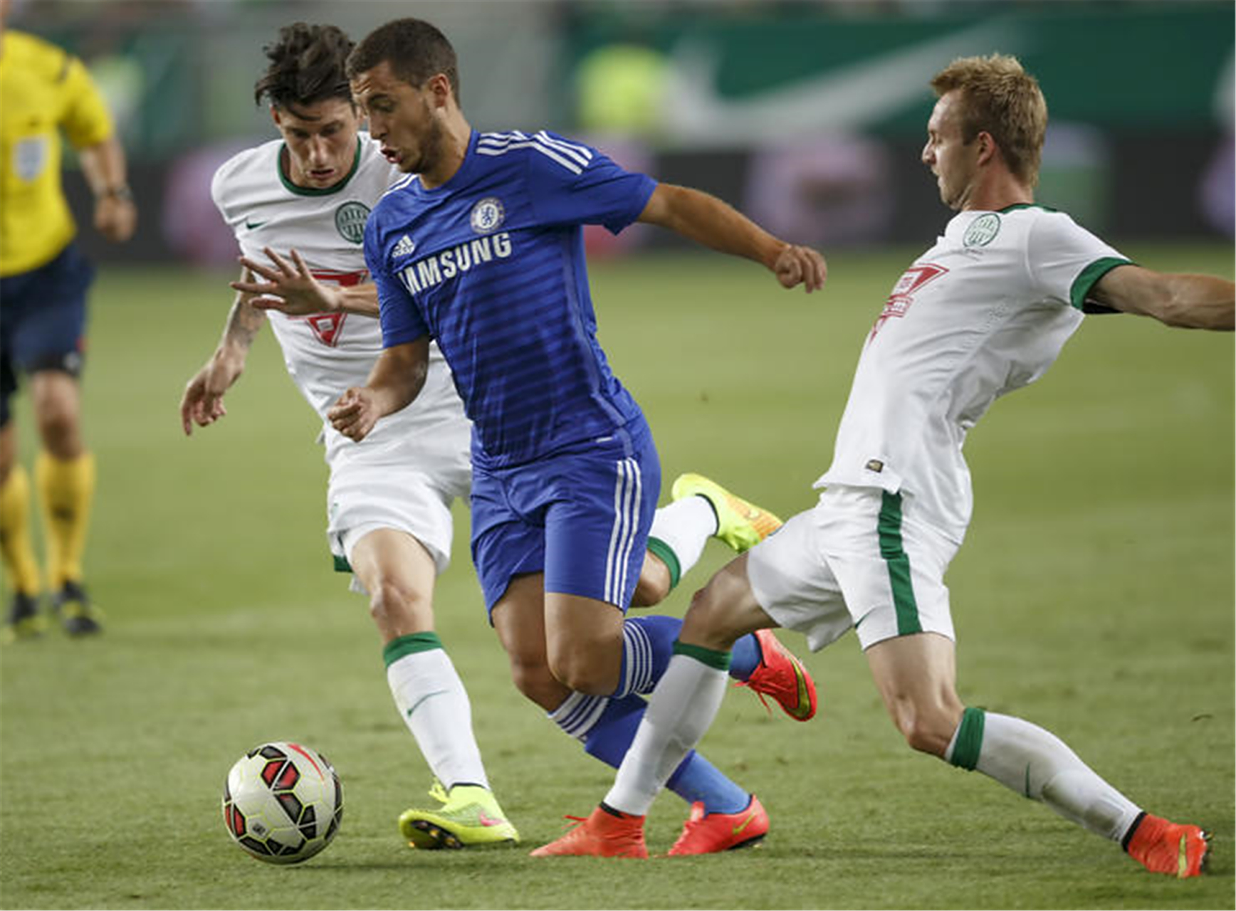 匈牙利队战胜冰岛队晋级四强 匈牙利队战胜冰岛队晋级四强