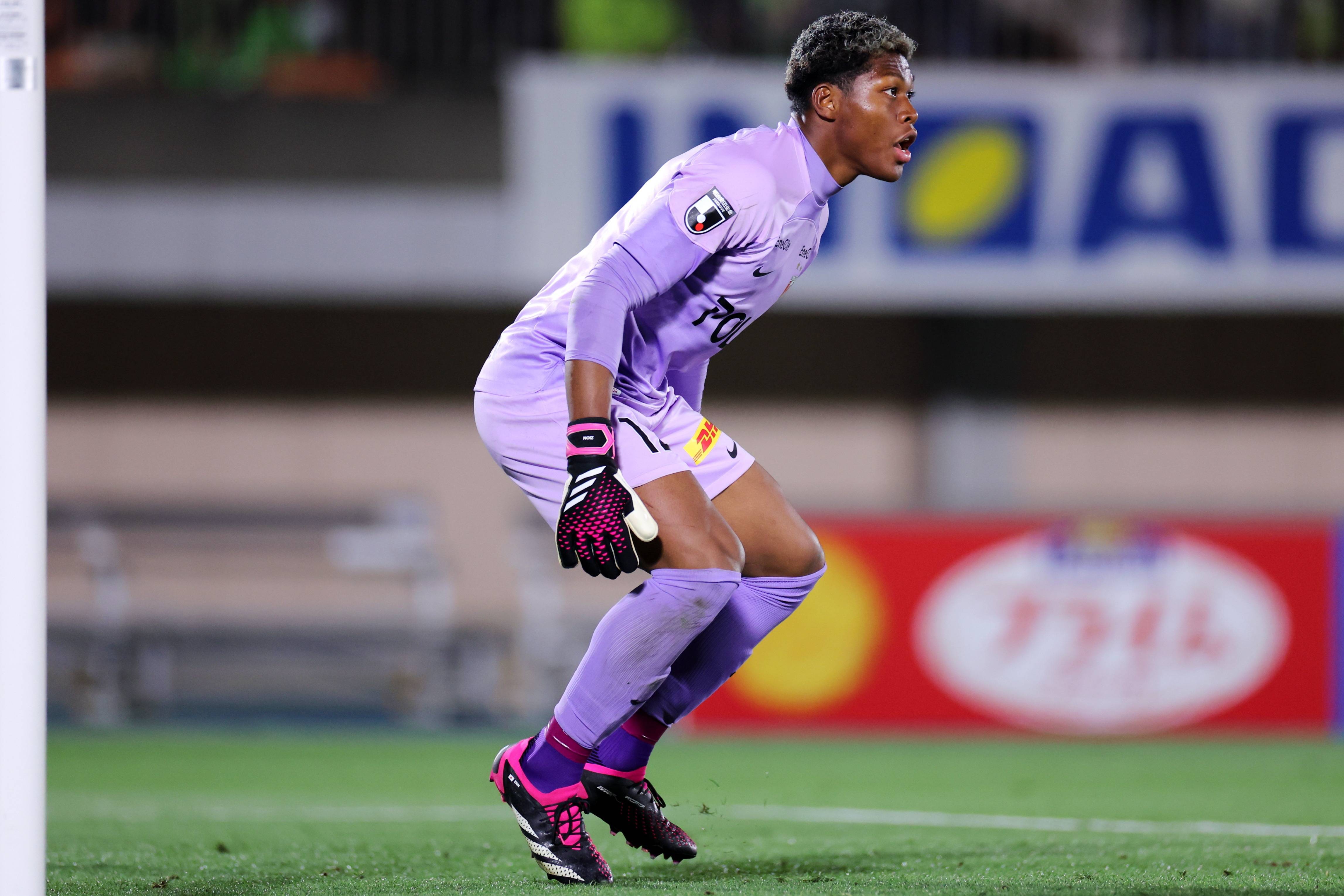 包含都灵门将出色守门,助球队逼平热那亚的词条 包含都灵门将出色守门,助球队逼平热那亚的词条