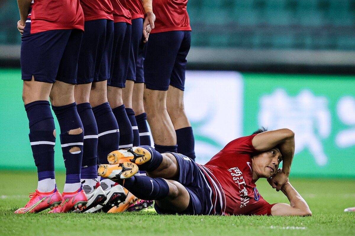 开云体育APP下载-劲旅重整旗鼓：法国足球球队讨论新战略