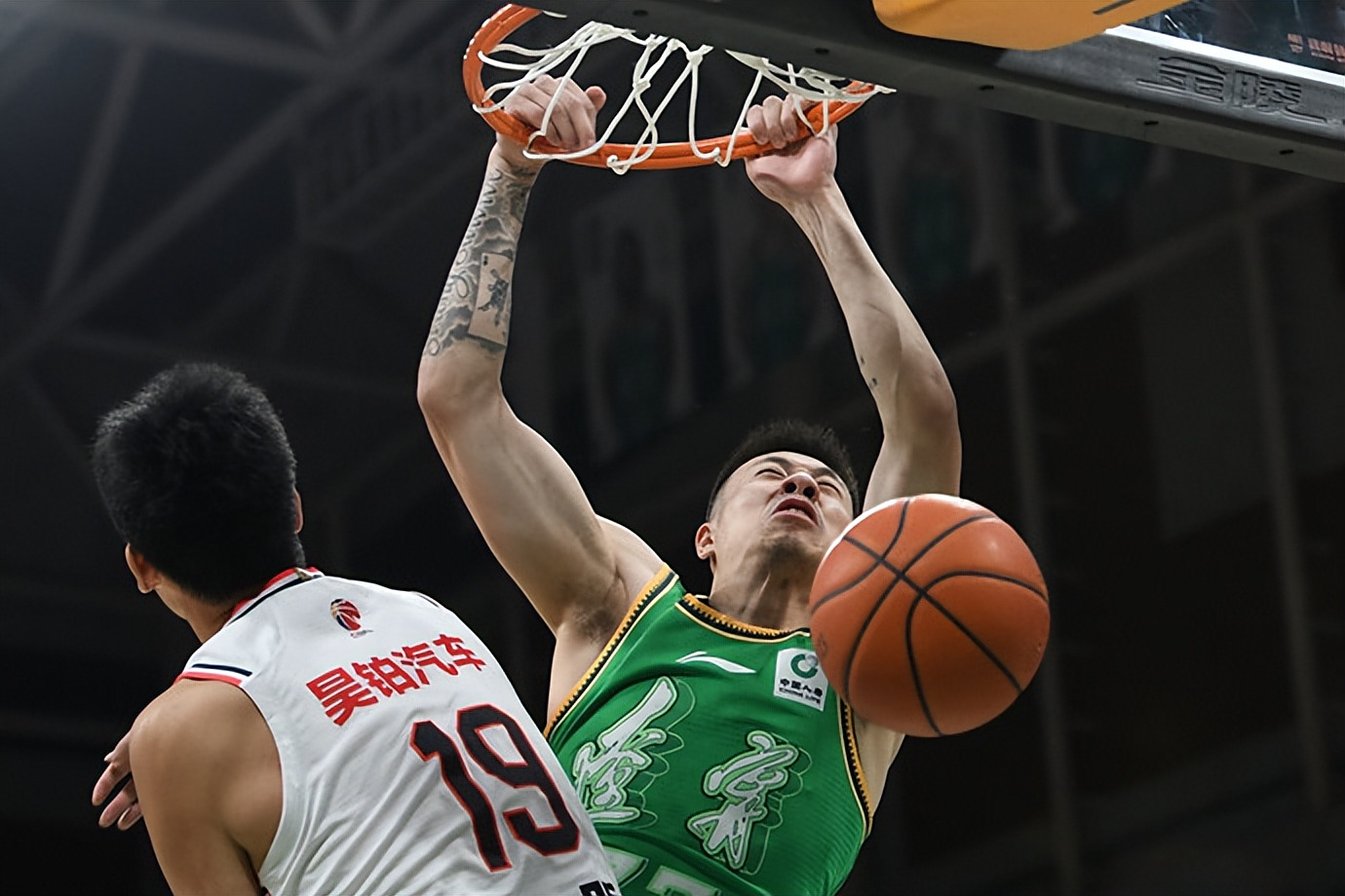 开云体育官网-战术大调整赢得掌声，球队蓄势待发