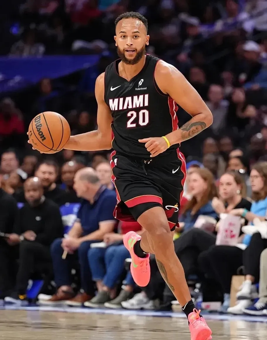 开云体育在线-热火横扫凯尔特人，戈贝尔带队取胜