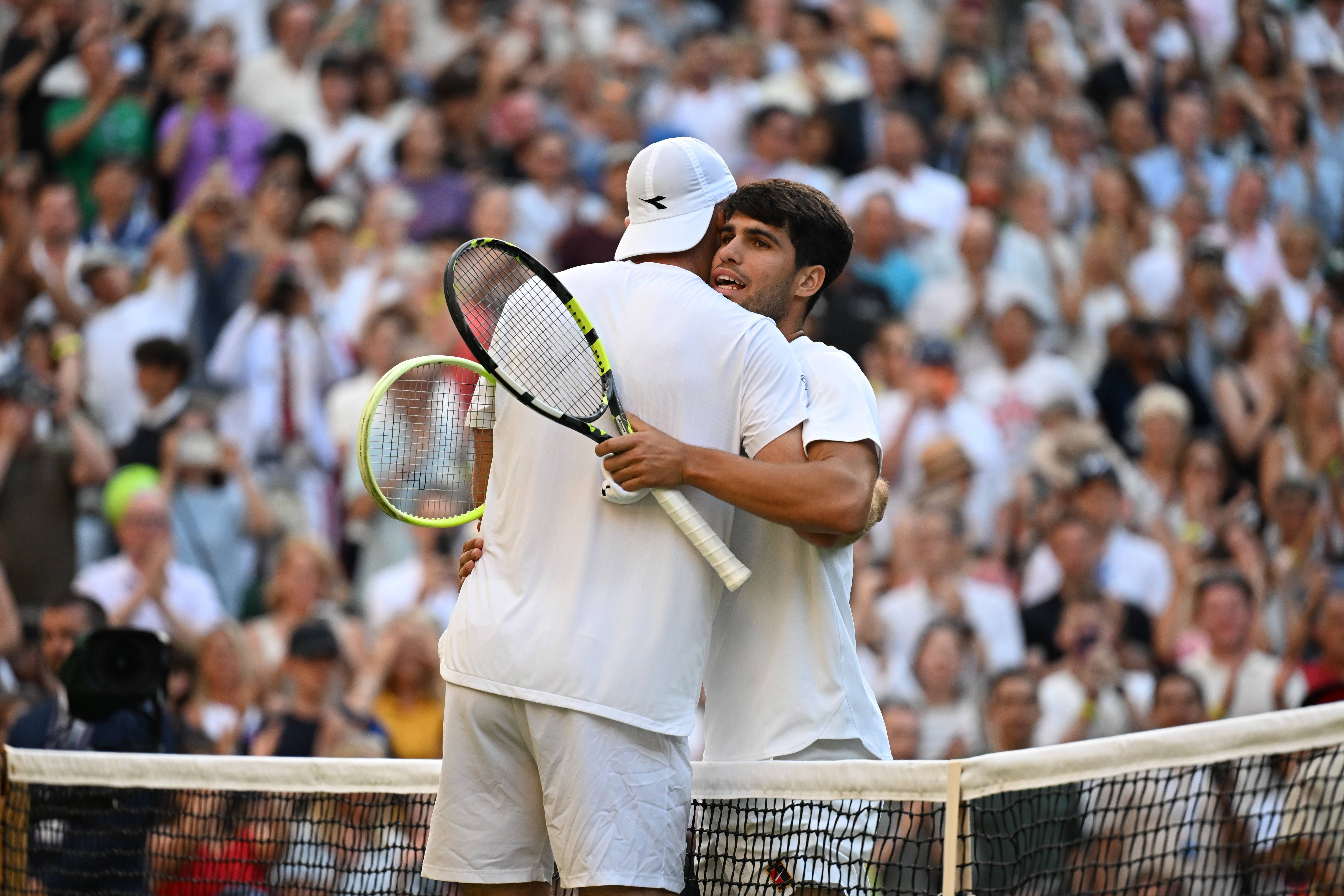 拉沃尔杯横扫温网，穆雷带队取胜