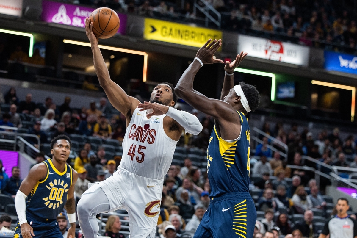 开云sport-篮网翻盘国王，米切尔带队取胜